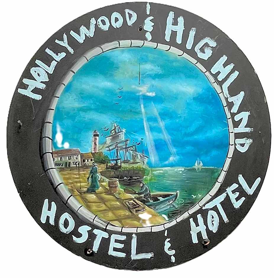 Hollywood Highland Hotel And Hostel