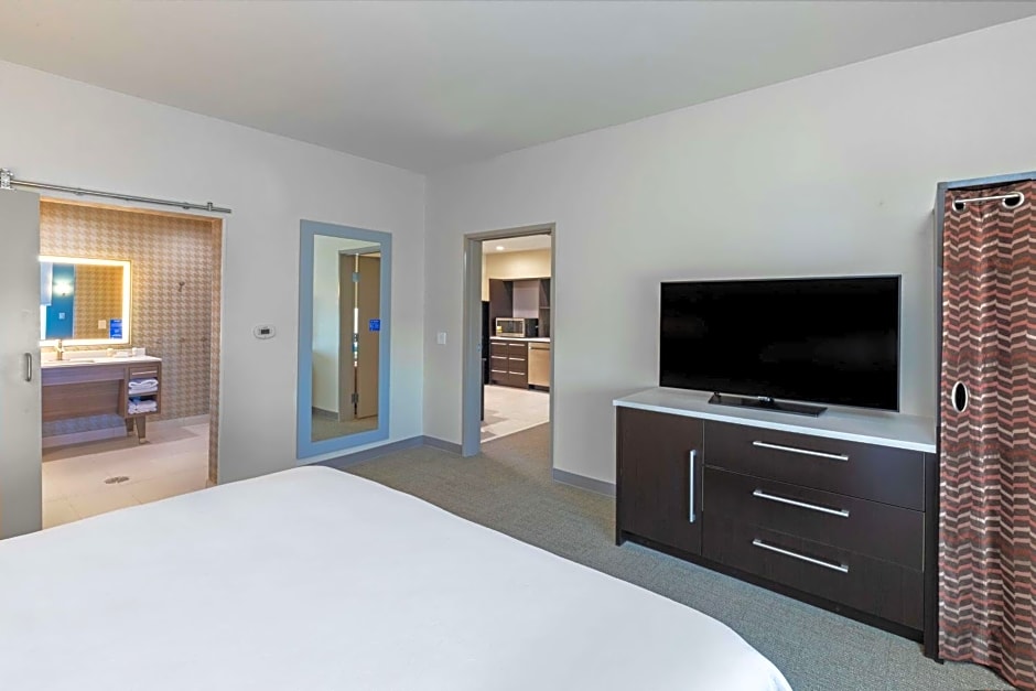 Home2 Suites by Hilton Midland East