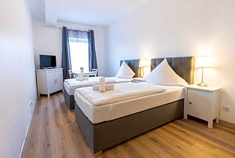 Twin Room with Bathroom