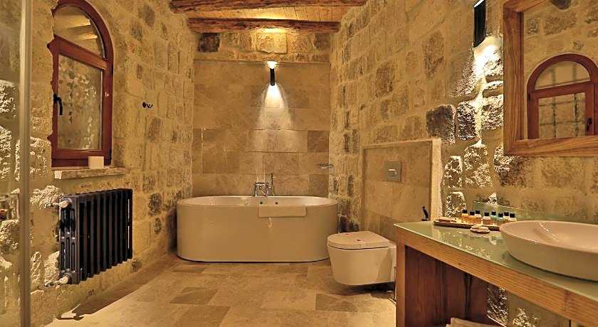 Acropolis Cave Suites