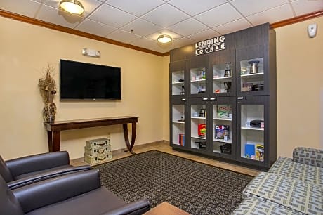 Candlewood Suites Tuscaloosa, an IHG Hotel