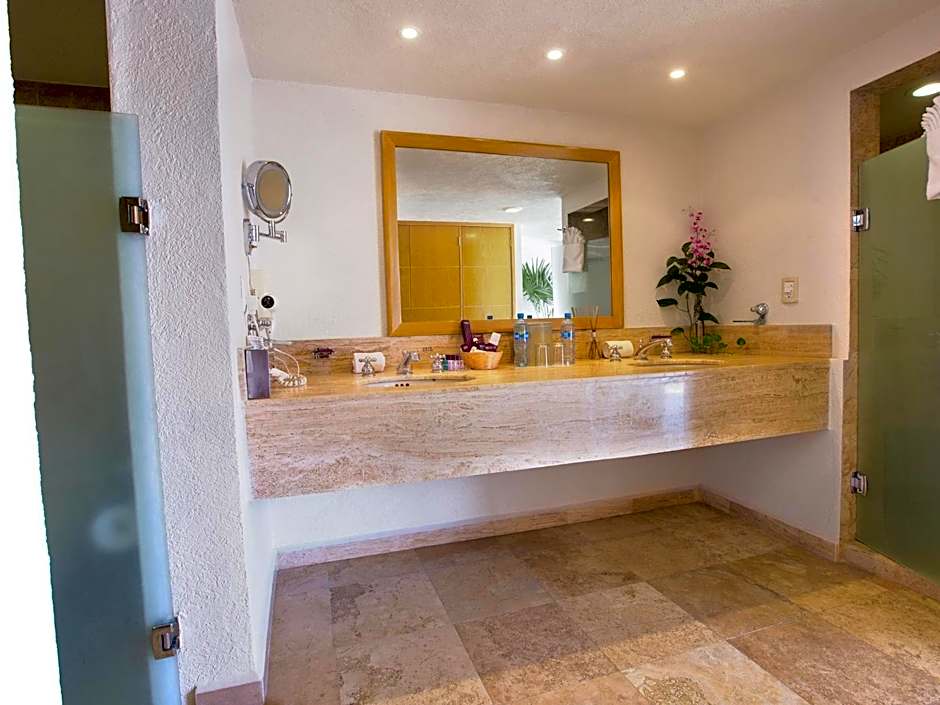 HS HOTSSON Hotel Acapulco