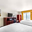Best Western Plus Villa Del Lago Inn Patterson