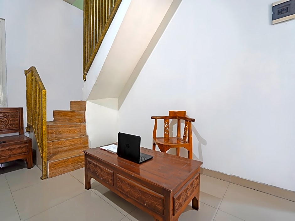 91743 Choirul Residence