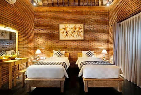 Bale Kayu Deluxe Double or Twin Room