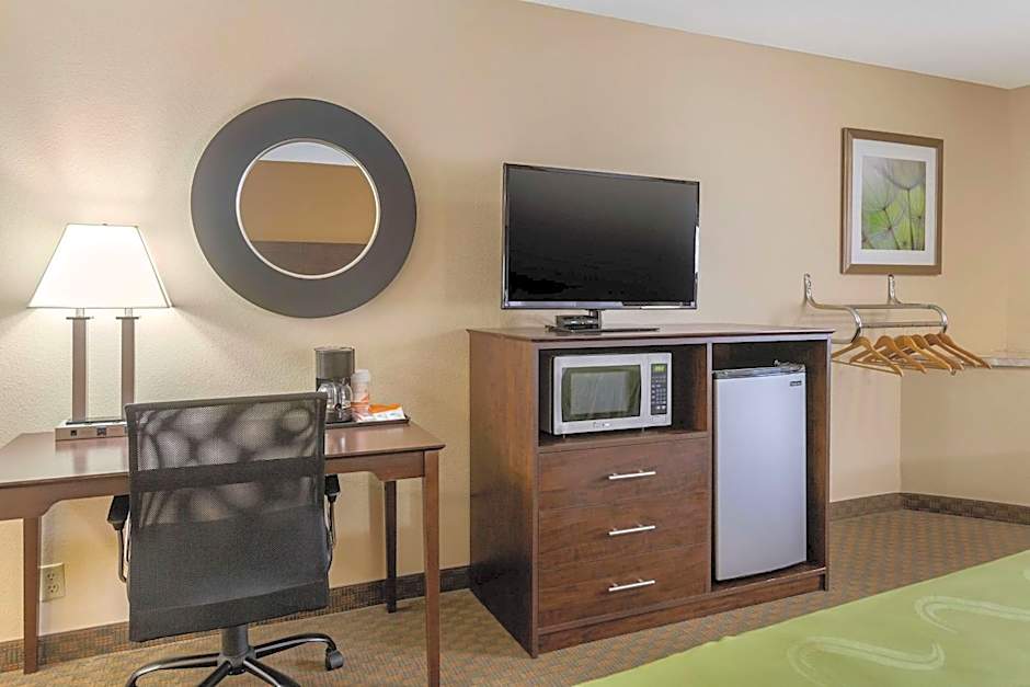 Quality Inn Ontario