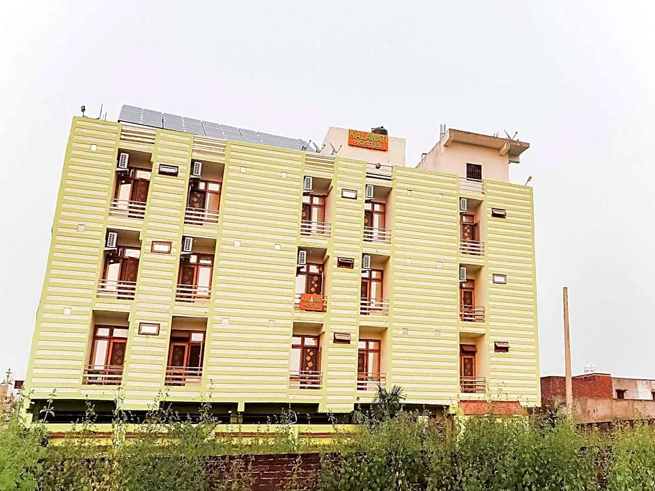 Hotel O Kalawati Palace