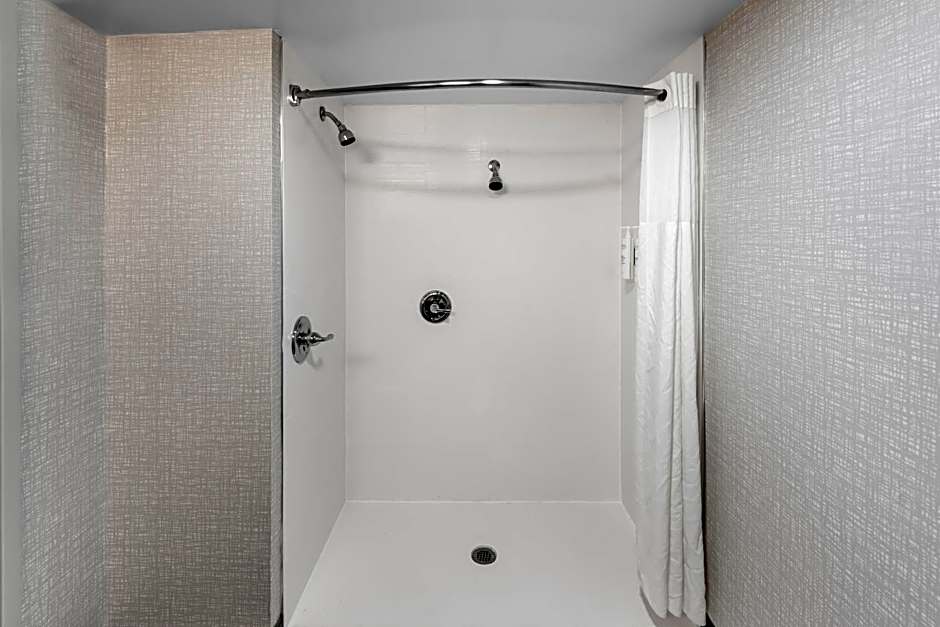 Hampton Inn By Hilton Indianapolis-Ne/Castleton