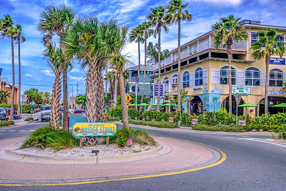 Anna Maria Island Beach Palms 6B