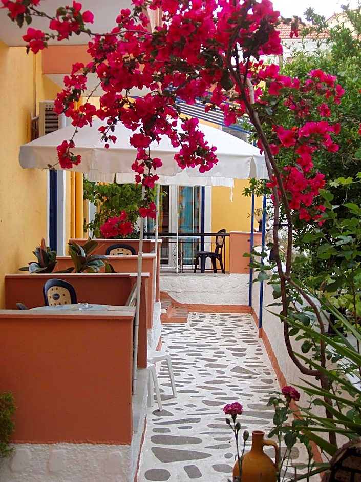 Studios Cosmopolitan