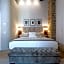 Donati Luxury Tower Suites