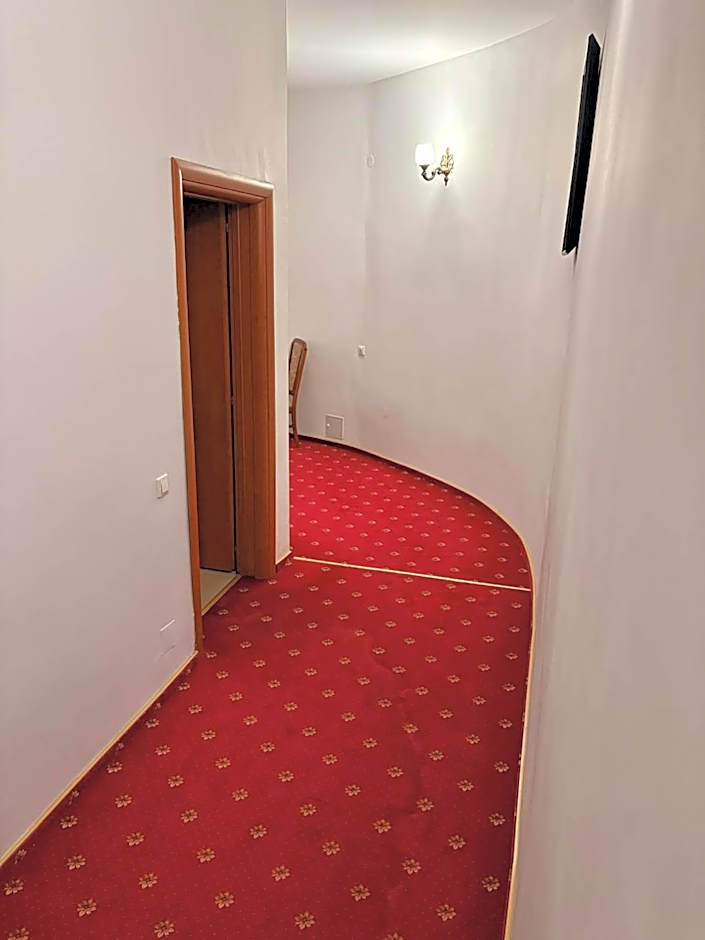 Hotel Emma West