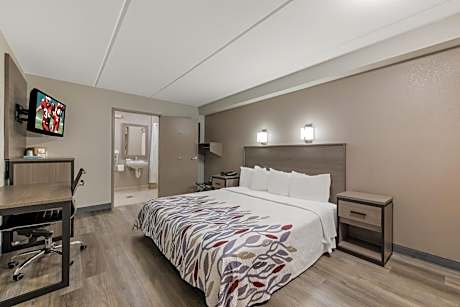 Deluxe King Room Disability Access Non-Smoking