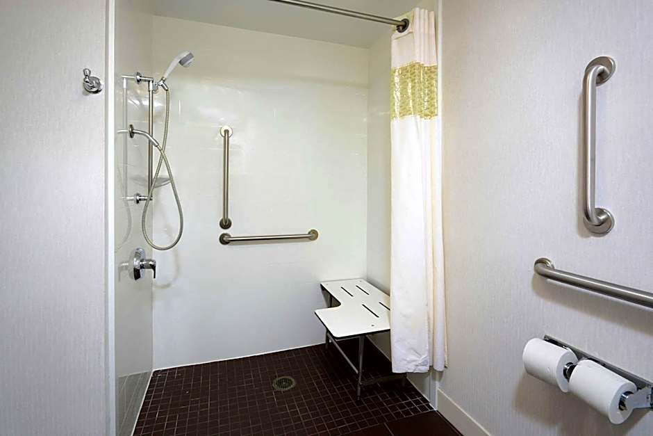 Hampton Inn By Hilton Martinsville