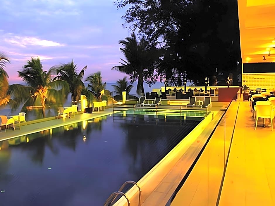 Hotel Sentral Seaview @ ​Beachfront