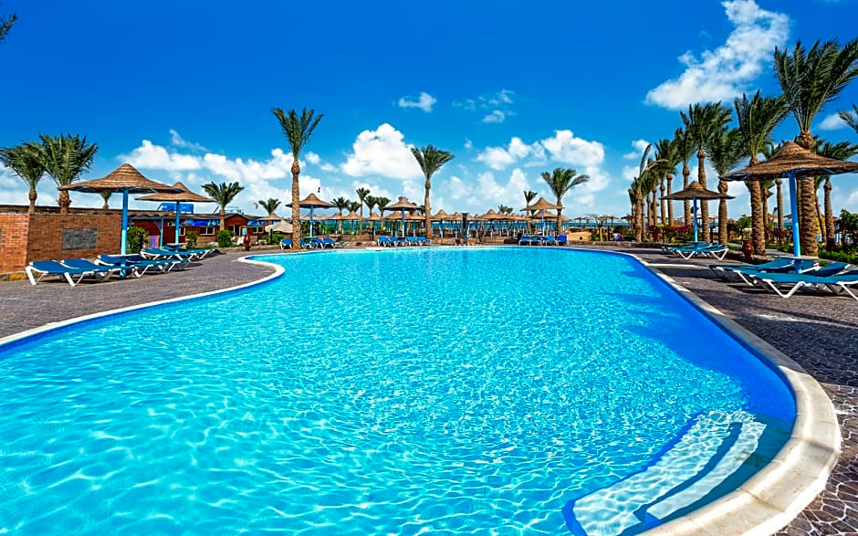 SUNRISE Riviera Resort