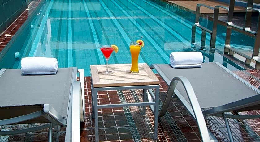 Amora NeoLuxe Suites Hotel