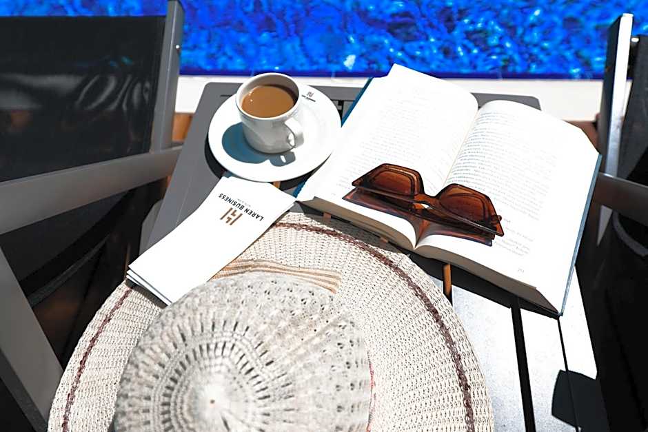 Laren Sea Side Hotel Spa