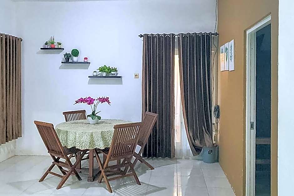 Syafa Homestay Syariah Mitra RedDoorz
