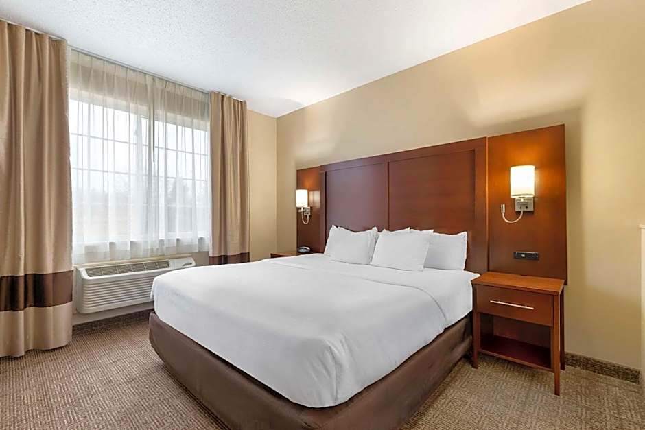 Comfort Suites Cedar Falls Industrial Park