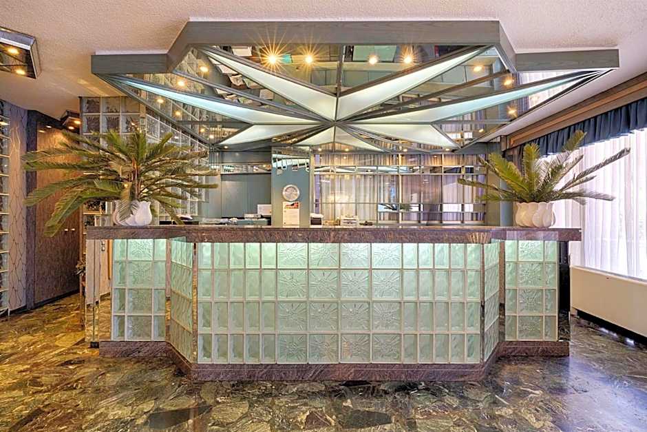 Xenophon Hotel