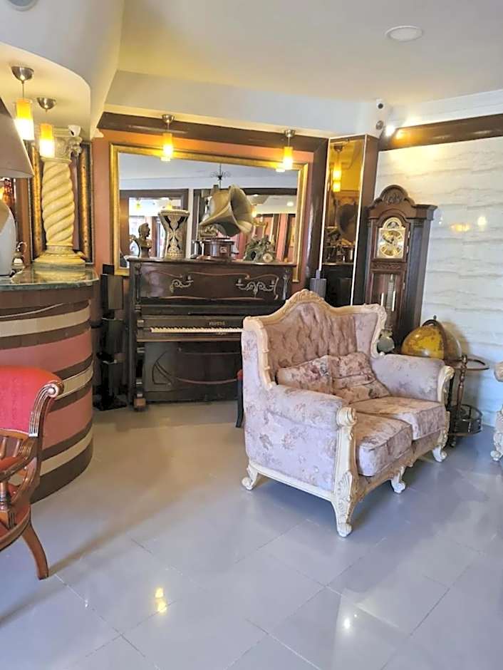 Hotel Les Ambassadeurs