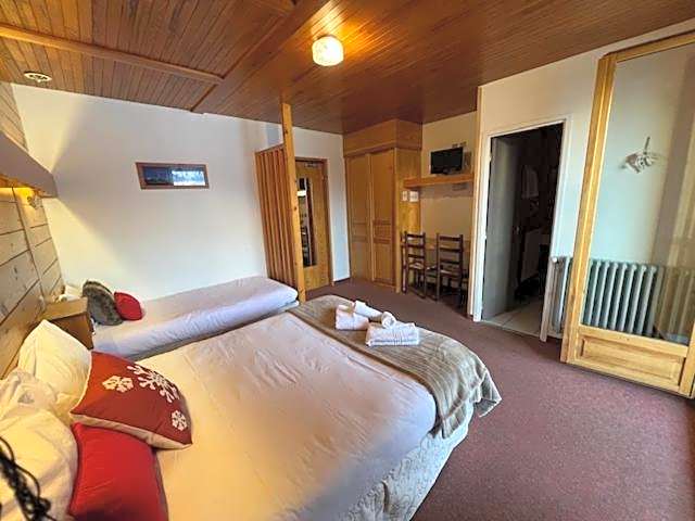 Hôtel Restaurant La Pendine