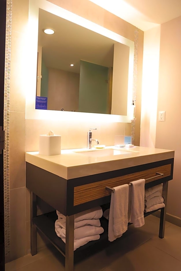 Hampton By Hilton Zacatecas Mexico