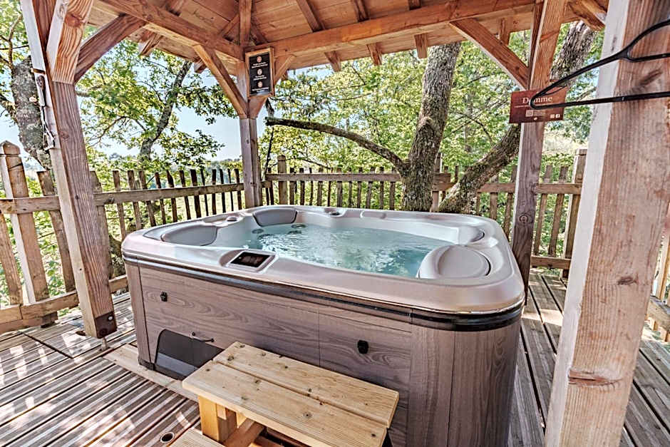 cabanes perchees dans les arbres