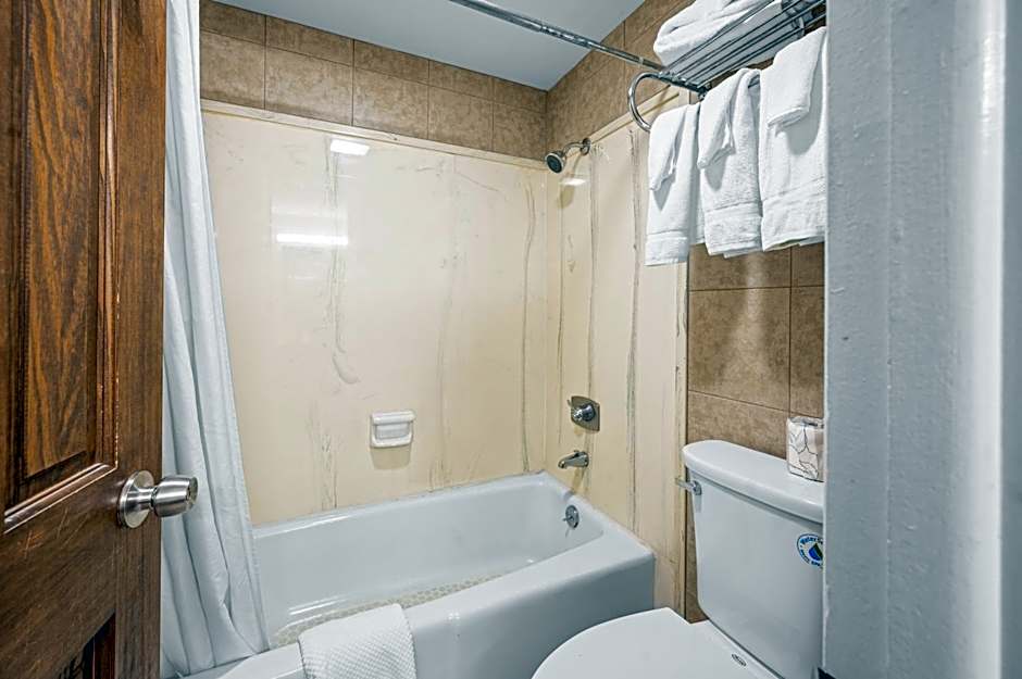 Country Town N' Suites