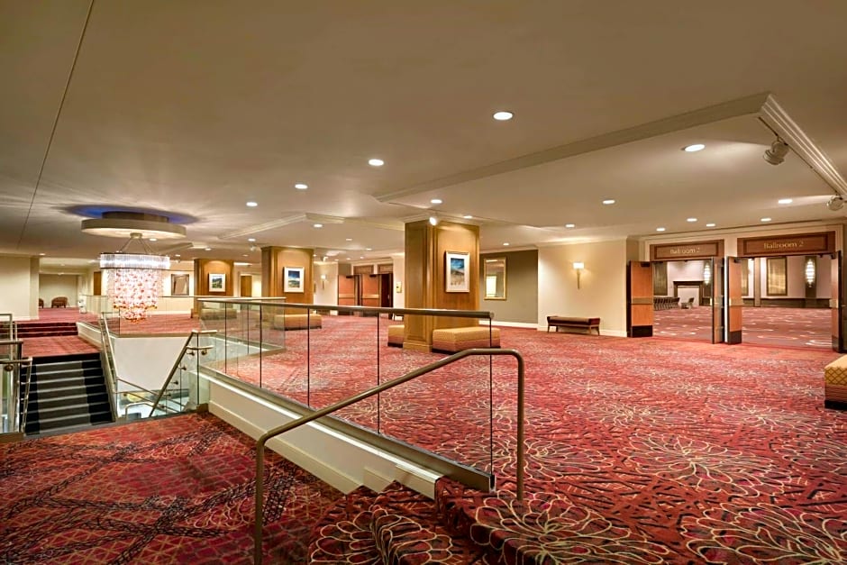 Wyndham Grand Pittsburgh