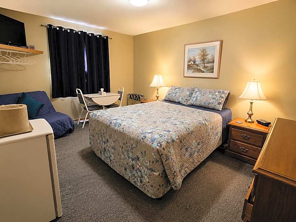 NEWCASTLE COUNTRY INN