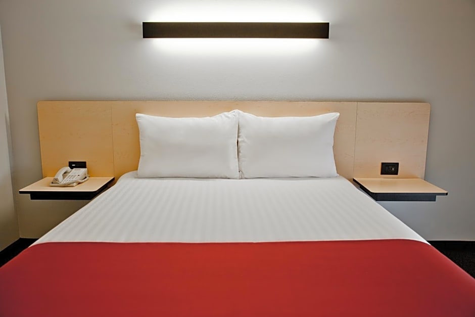 City Express by Marriott Oaxaca