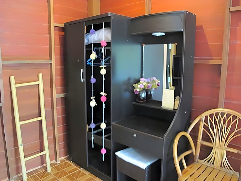 Baan Suan Phidchamika