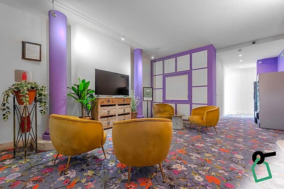 HOTIDAY ApartHotel Firenze