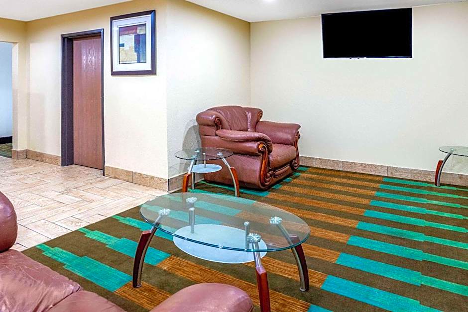 Baymont by Wyndham Beloit