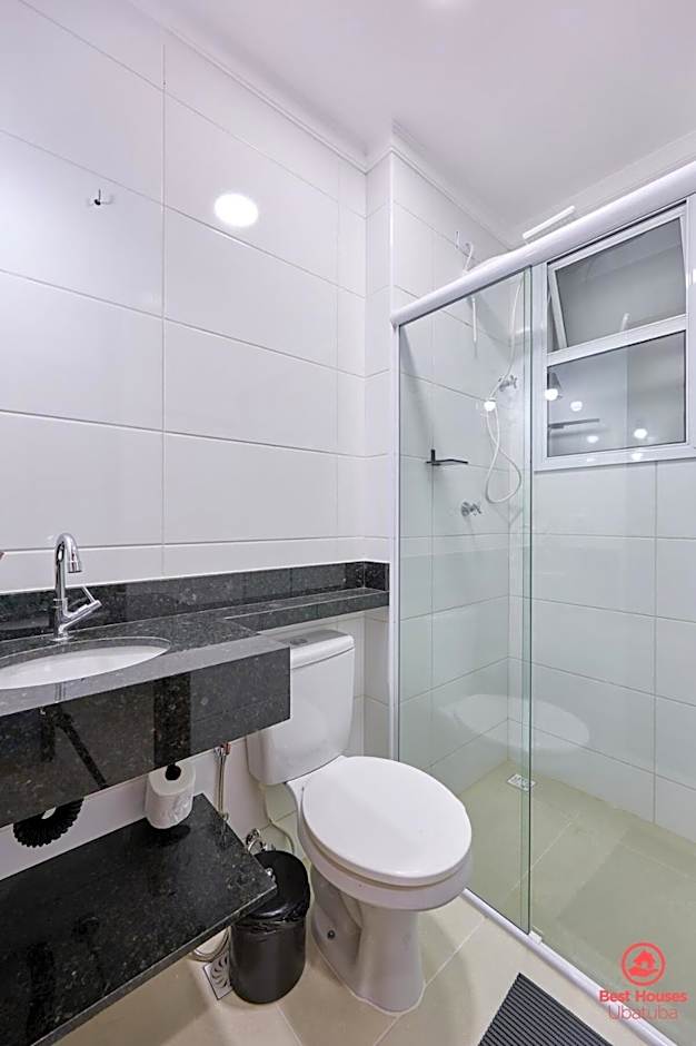 BH27 · BH27: 1 Quadra d Praia, Ar, Churrasqueira, Piscina