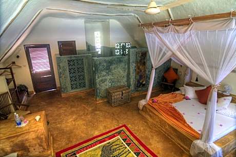 Deluxe Ocean Front Suite