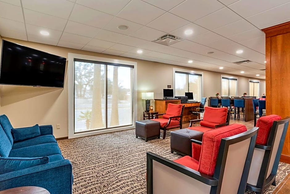 Comfort Suites At Eglin Air Force Base