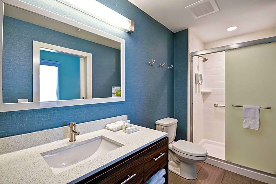 Home2 Suites By Hilton Pensacola I-10 At North Davis Hwy