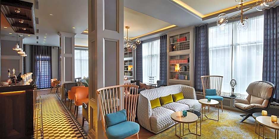 Reykjavik Consulate Hotel, Curio Collection by Hilton