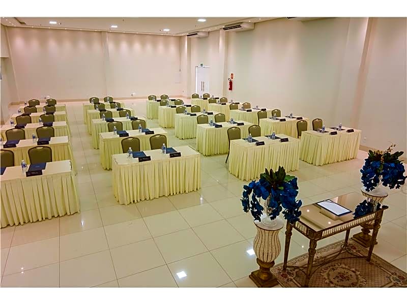 Ceu Palmas Hotel