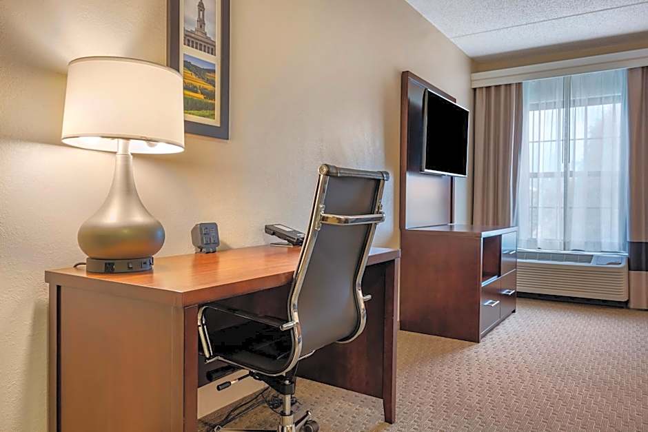 Comfort Suites State College near Penn State