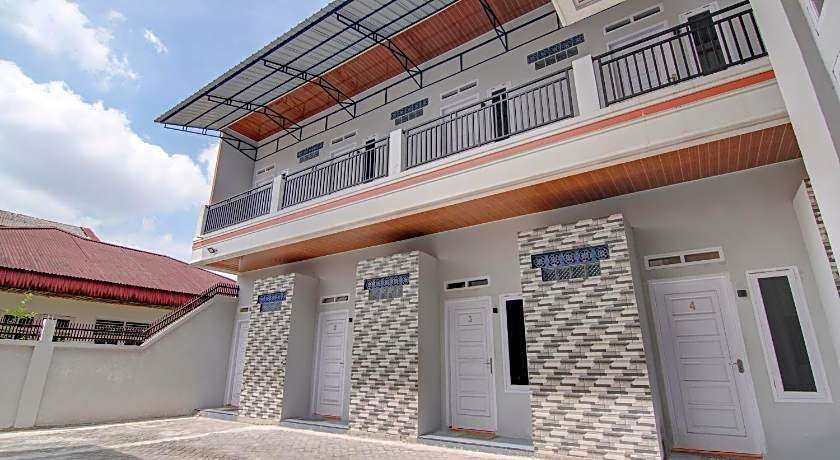 OYO 92806 Penginapan Geby Syariah