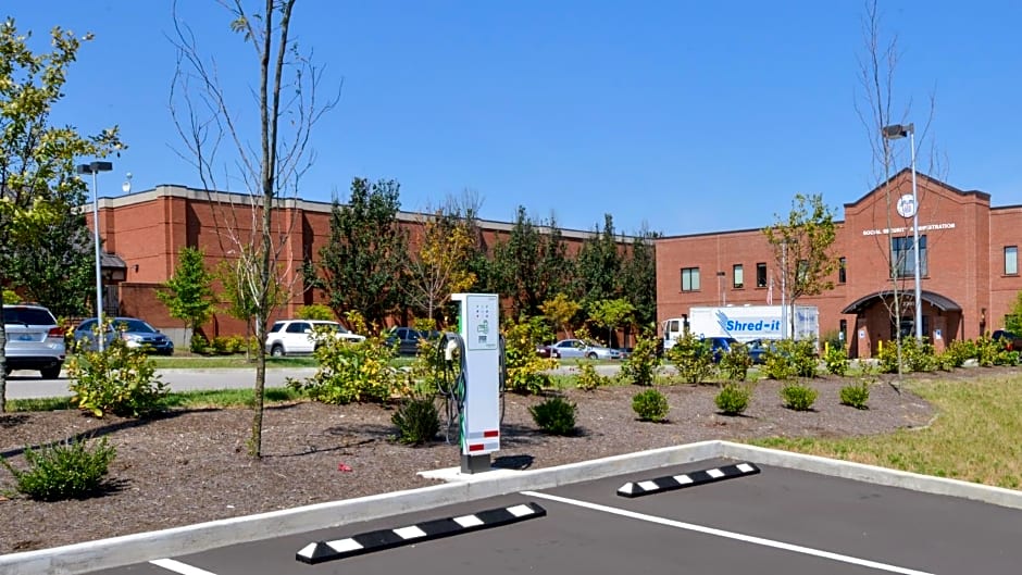 Holiday Inn Express & Suites Lexington Midtown By IHG