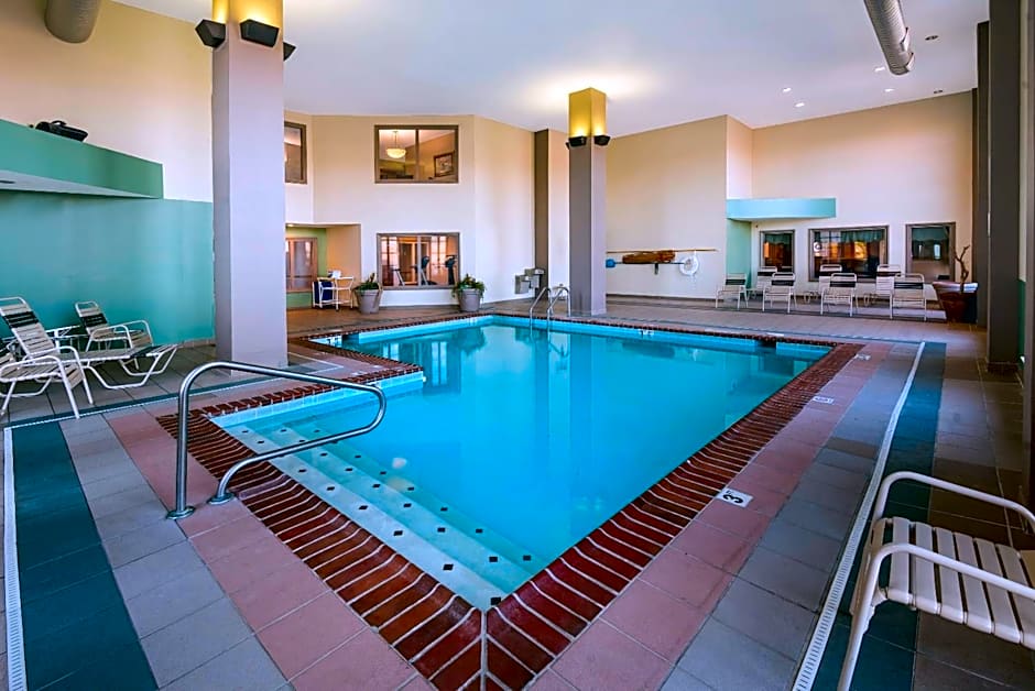 Quality Inn & Suites Cincinnati I-275