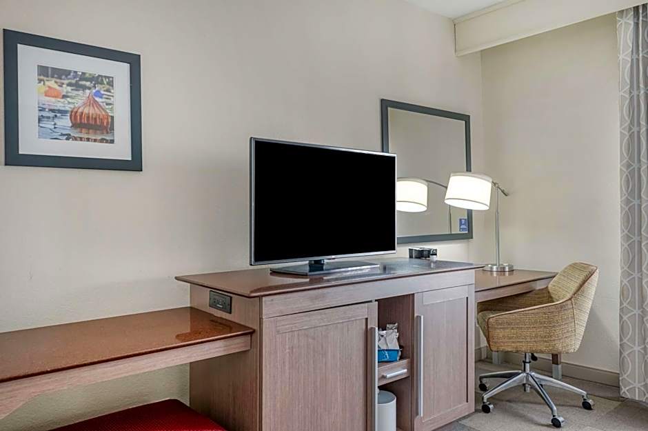 Hampton Inn By Hilton Collinsville