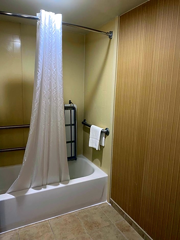 The Addison Hotel, SureStay Collection by Best Western