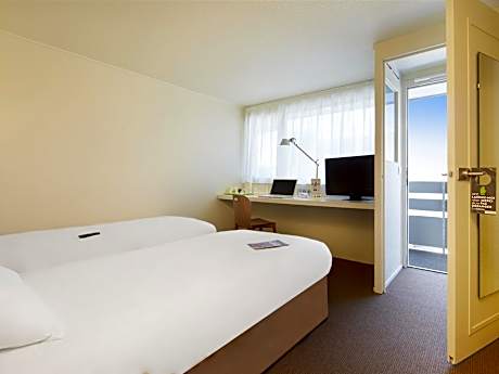 New Generation Twin Room