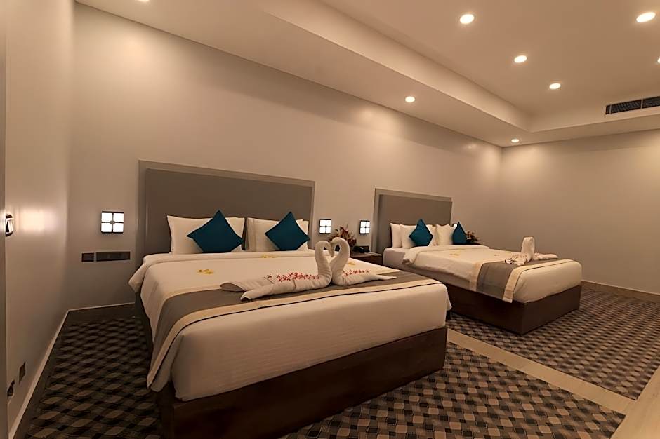 Seven Hills Hotel